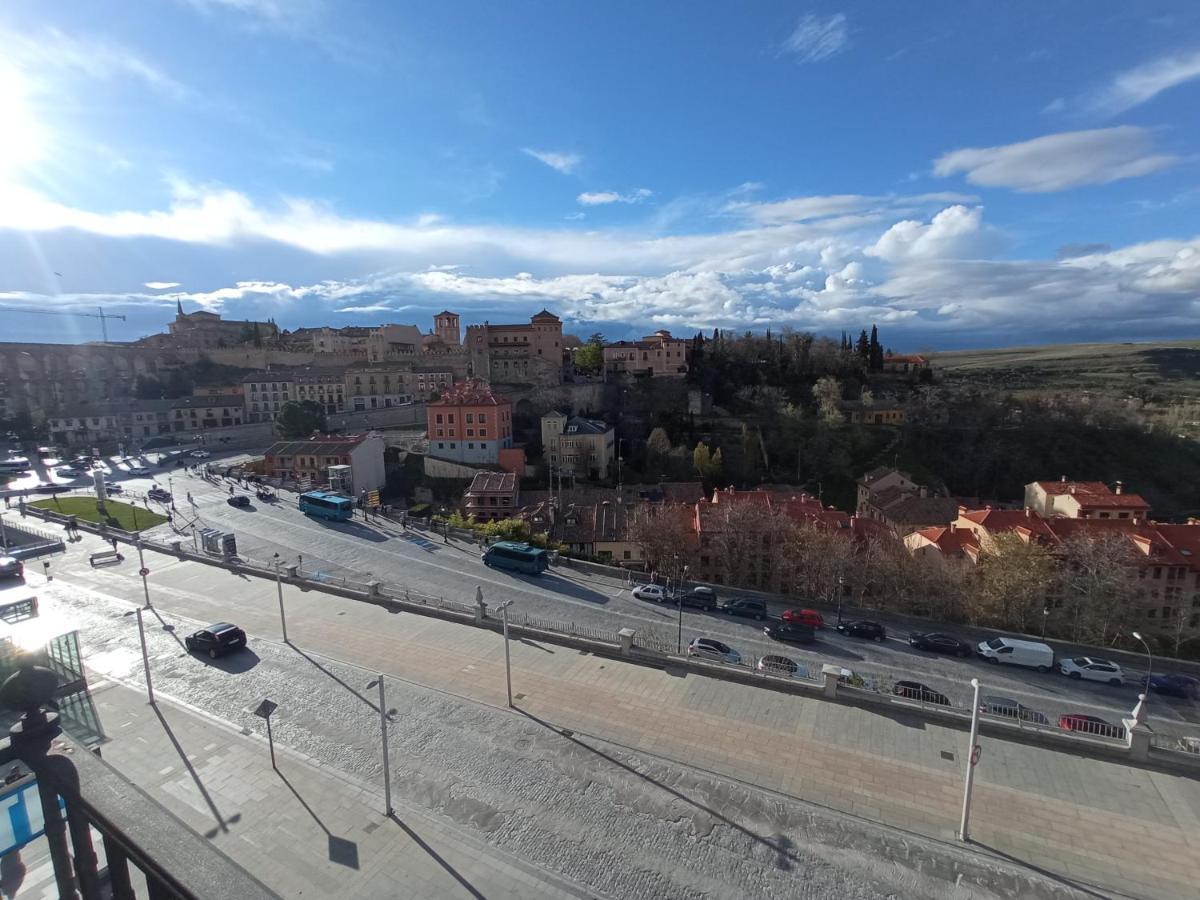 סגוביה Hotel Ele Acueducto מראה חיצוני תמונה