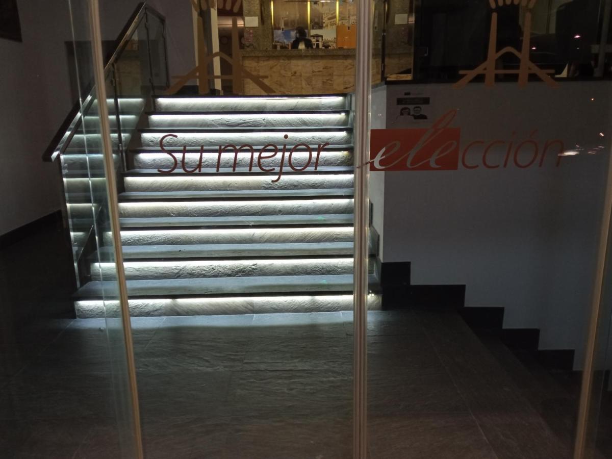 סגוביה Hotel Ele Acueducto מראה חיצוני תמונה