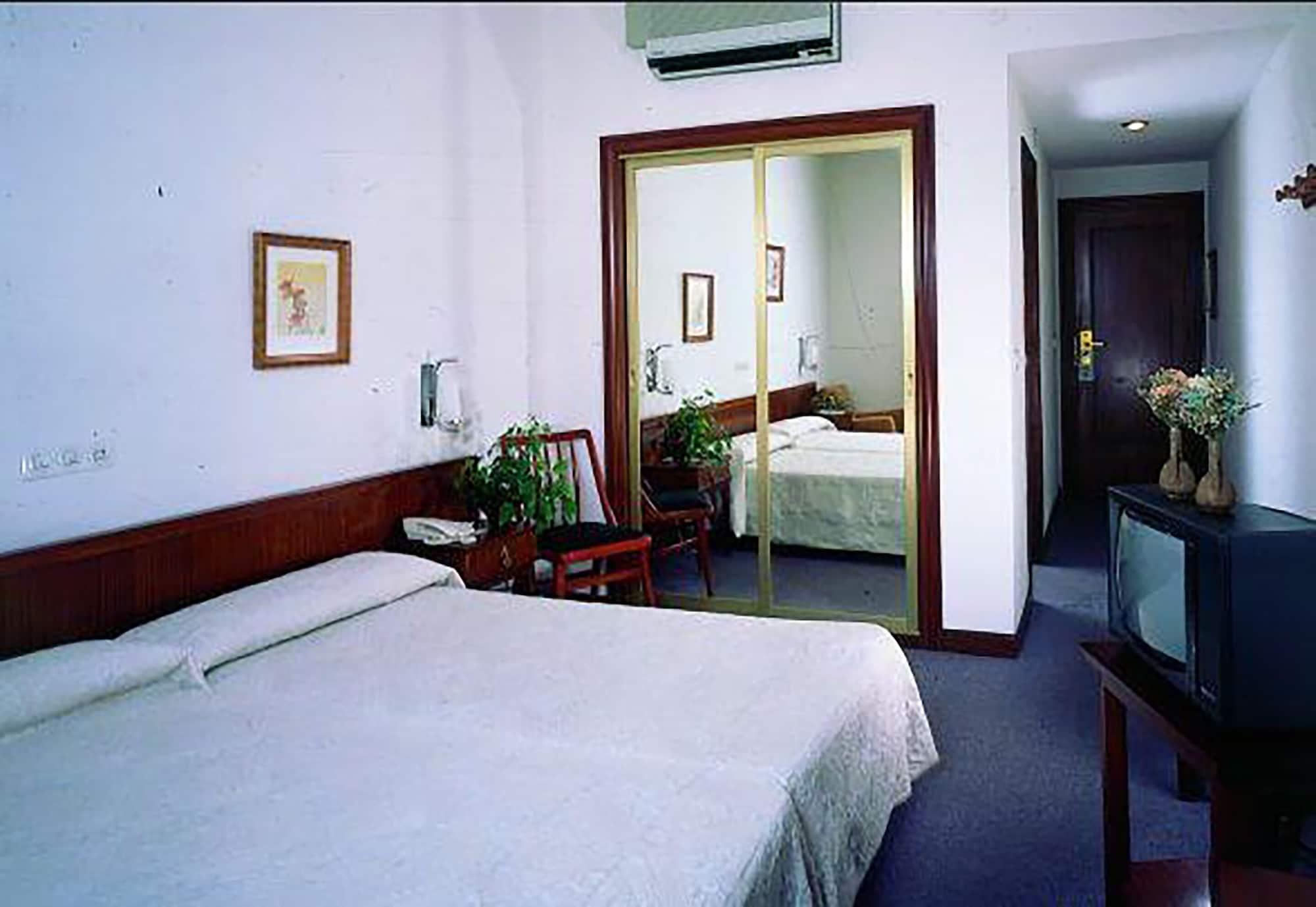 סגוביה Hotel Ele Acueducto מראה חיצוני תמונה