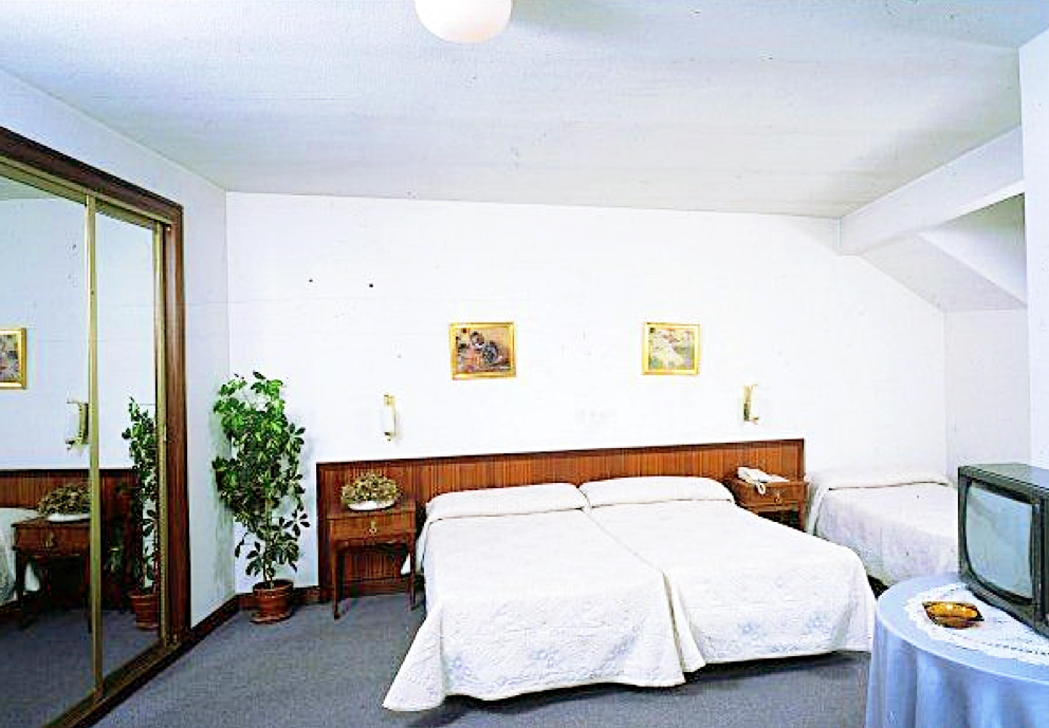 סגוביה Hotel Ele Acueducto מראה חיצוני תמונה