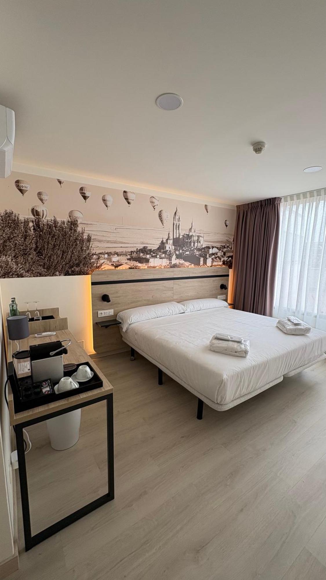 סגוביה Hotel Ele Acueducto מראה חיצוני תמונה
